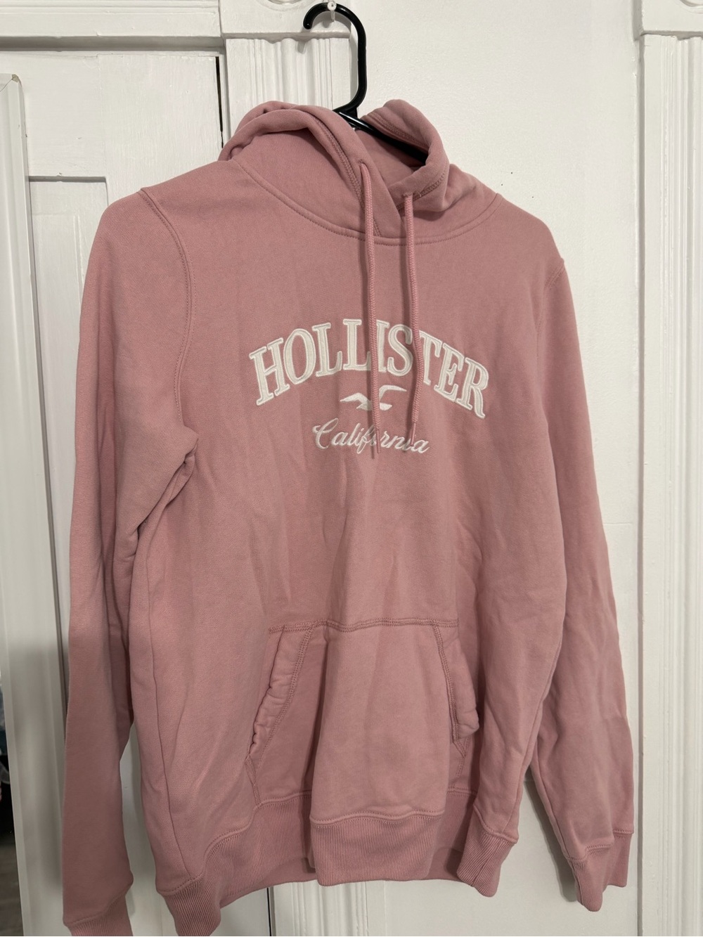Hollister Women’s Dusty Pink Pullover Hoodie with Logo